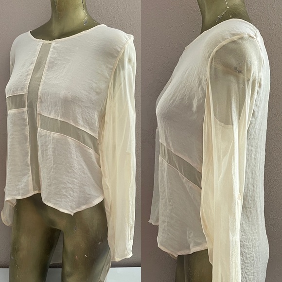 LINE & DOT Sheer Ivory NWT Tunic TOP Medium - Picture 11 of 12